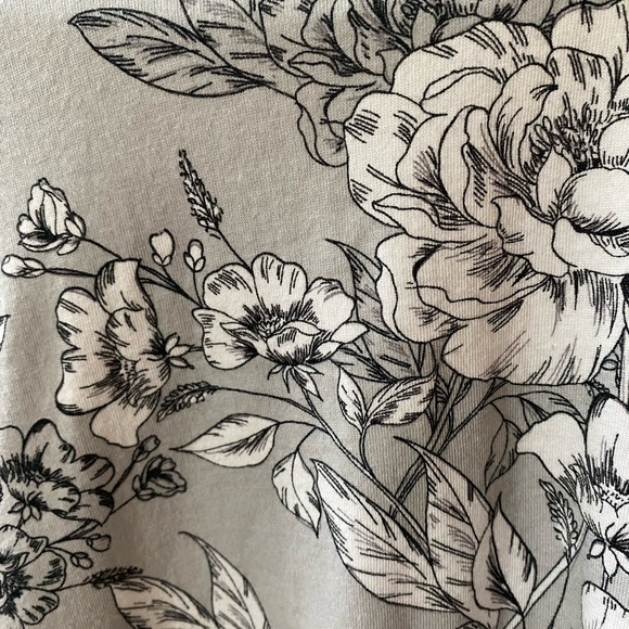 J. Jill Floral Tunic. Size XL. Black, white and grey. - Picture 5 of 6